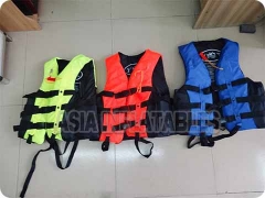 Durable Inflatable Water Park Life Vest Wearable